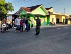 Babinsa Kodim 0723 Klaten Amankan Sholat Idul Adha Di Desa Duwet Wonosari Klaten