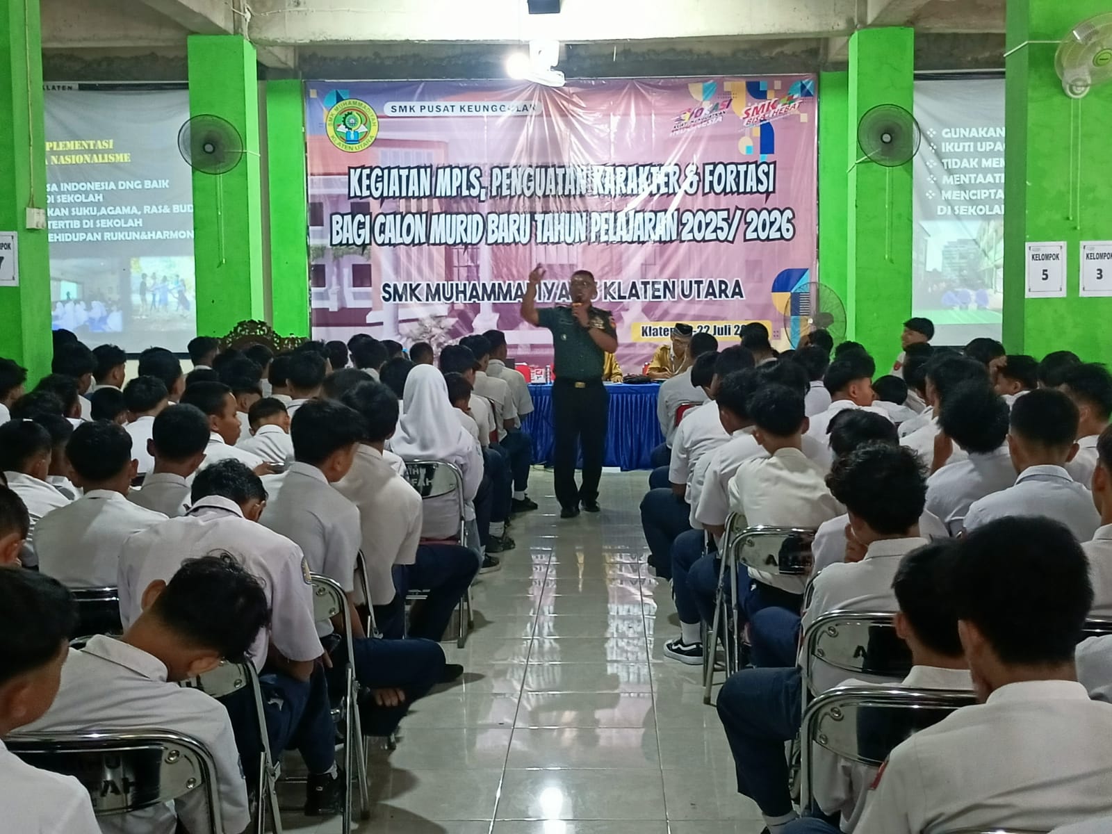 Danramil 24/Klaten Utara Berikan Wawasan Kebangsaan Siswa Baru SMK Muhammadiyah 3 Klaten Utara
