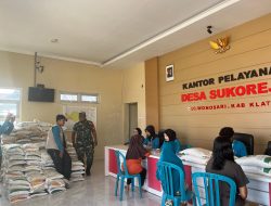 Babinsa Koramil 22/Wonosari Monitoring Dan Dampingi Penyaluran Bantuan Pangan Beras Di Wilayah Kecamatan Wonosari Klaten