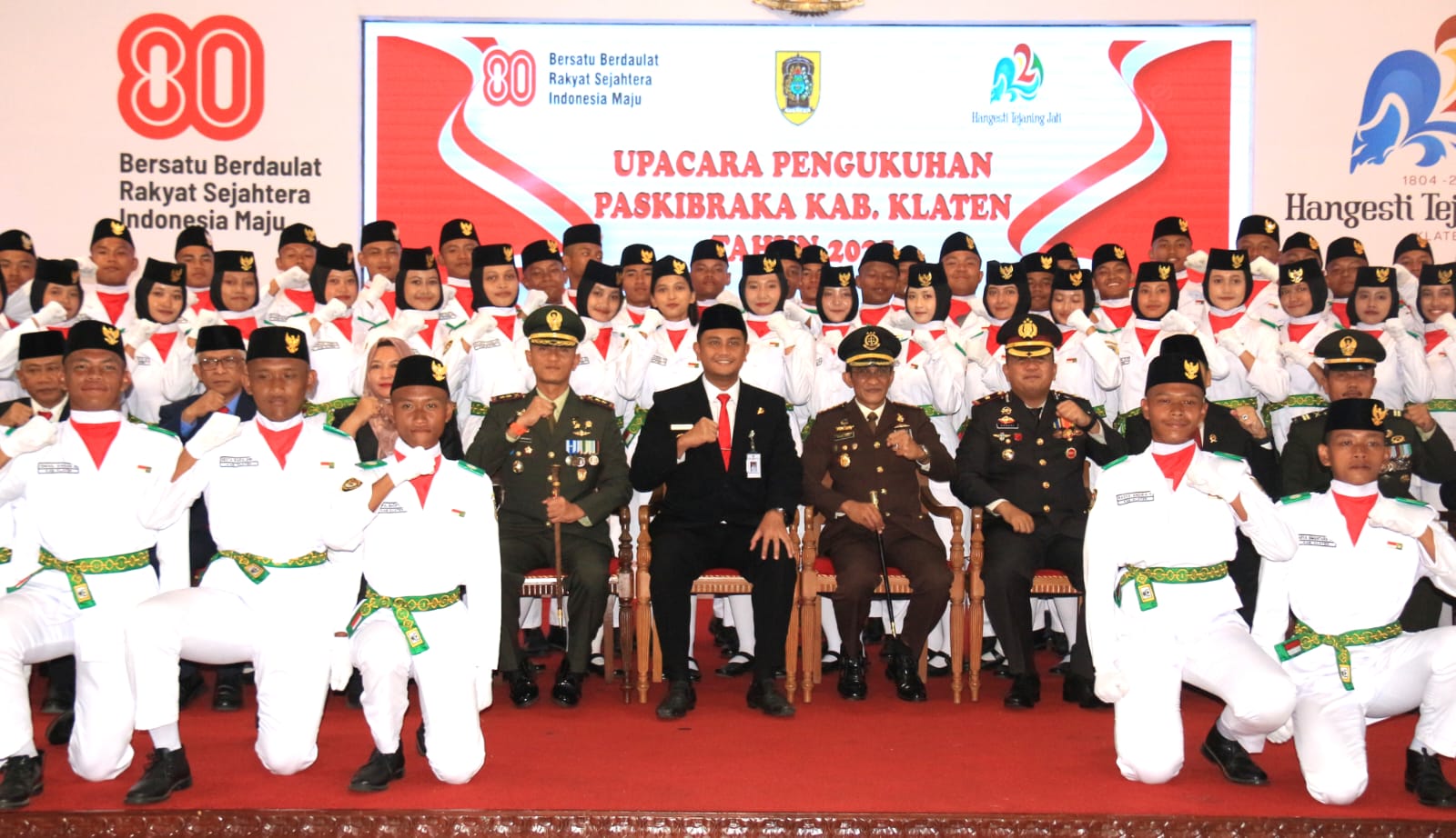 Putra-Putri Terbaik Klaten Resmi Dikukuhkan Sebagai Paskibraka HUT Ke-80 Republik Indonesia