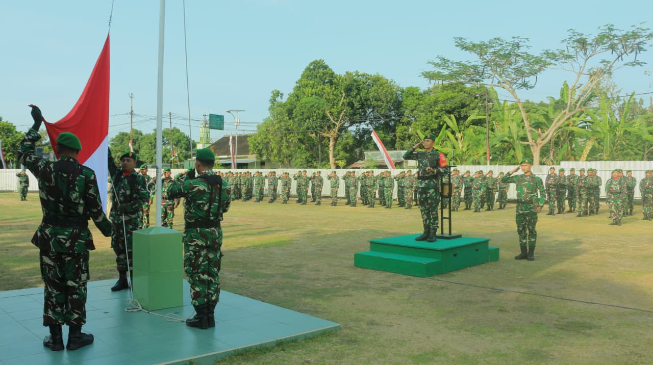 Upacara Bendera di Kodim 0723/Klaten: Momentum Meneguhkan Disiplin Dan Semangat Pengabdian