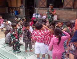 Babinsa Kemudo Kenalkan Profesi TNI Di KB Bina Putra Husada Prambanan Klaten