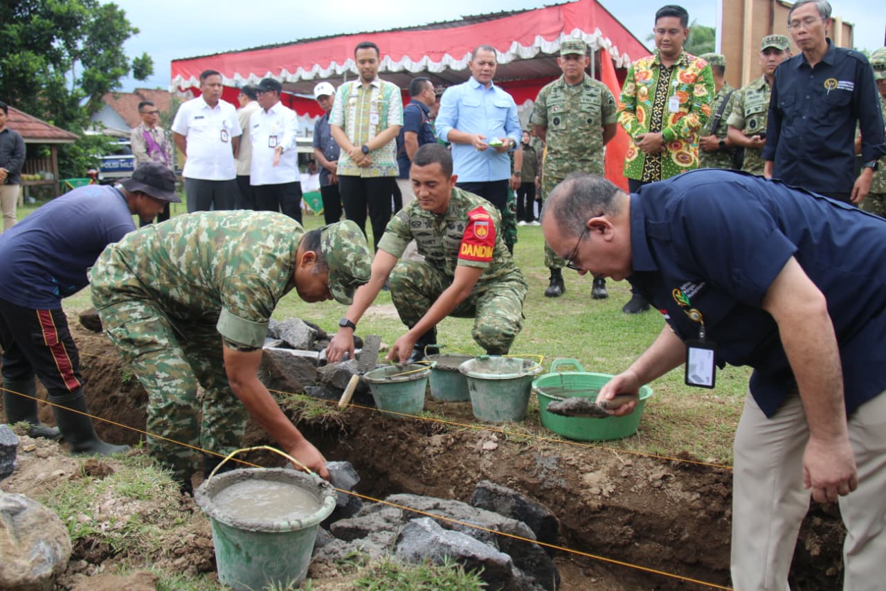Wakil Panglima TNI Tinjau Pembangunan Koperasi Desa Merah Putih Di Kabupaten Klaten