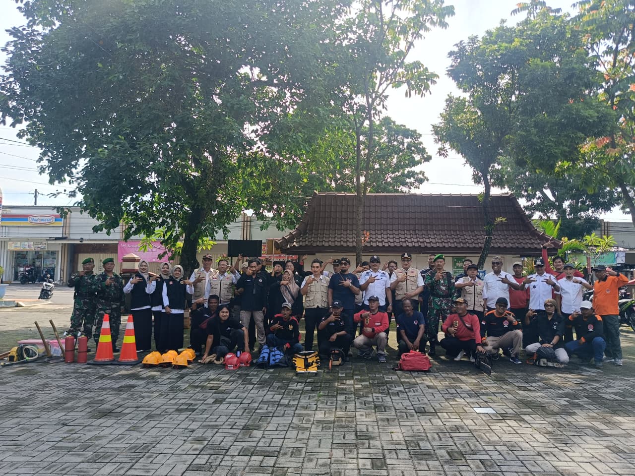 Bati Tuud Koramil 06/Kebonarum Hadiri Apel Siaga Bencana Kecamatan Kebonarum Klaten