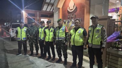 Babinsa Koramil 22/Wonosari Bersama Komponen Pendukung Laksanakan Patroli Wilayah Jaga Kamtibmas Babinsa Koramil 22/Wonosari Bersama Komponen Pendukung Laksanakan Patroli Wilayah Jaga Kamtibmas