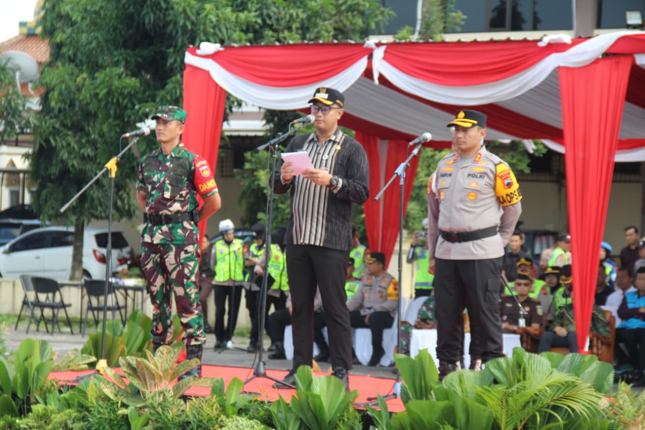 Dandim 0723/Klaten Hadiri Apel Gelar Pasukan Operasi Ketupat Candi 2026 Di Polres Klaten