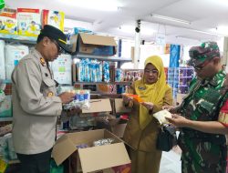 Danramil 24/Klaten Utara Bersama Forkopimcam Sidak Bahan Pangan Jelang Lebaran 2026