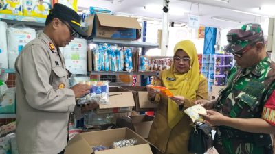 Danramil 24/Klaten Utara Bersama Forkopimcam Sidak Bahan Pangan Jelang Lebaran 2026