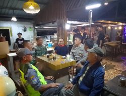 Babinsa Koramil Kebonarum Klaten Lakukan Patroli Dan Komsos, Perkuat Sinergi Jaga Kamtibmas