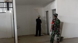 Babinsa Nangsri Pantau Pengecatan Gudang KDKMP Babinsa Nangsri Pantau Pengecatan Gudang KDKMP