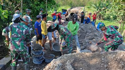 Pembangunan Jembatan Garuda Di Karangpakel, Kemanunggalan TNI Dengan Rakyat Sangat Terasa