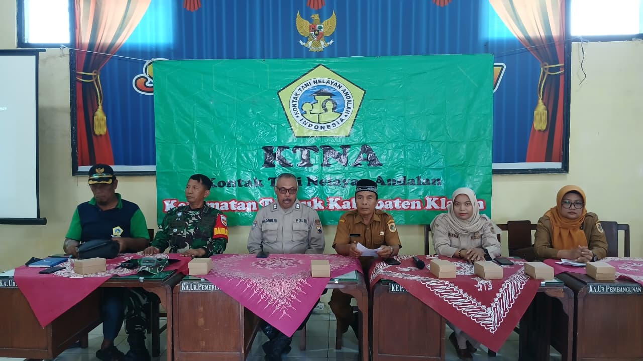 Danramil Trucuk Hadir Pertemuan KTNA Dan Penyuluhan Kesehatan Di Desa Wanglu Klaten, Bahas Ini