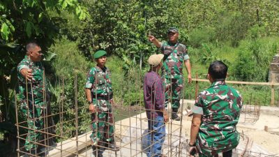Pastikan Kualitas dan Keamanan, Pasiter Kodim 0723 Klaten dampingi Danden Zibang 4/IV dan Kasiter Korem 074/Warastratama Cek Pembangunan Jembatan Perintis Garuda di Klaten