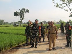 Dandim 0723/Klaten Tinjau Betonisasi Jalan Pertanian TMMD Desa Solodiran Manisrenggo