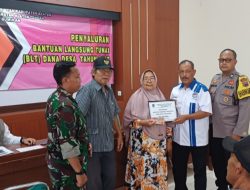 Babinsa Desa Gumulan Amankan Penyaluran BLT Dana Desa Tahap V Tahun 2026