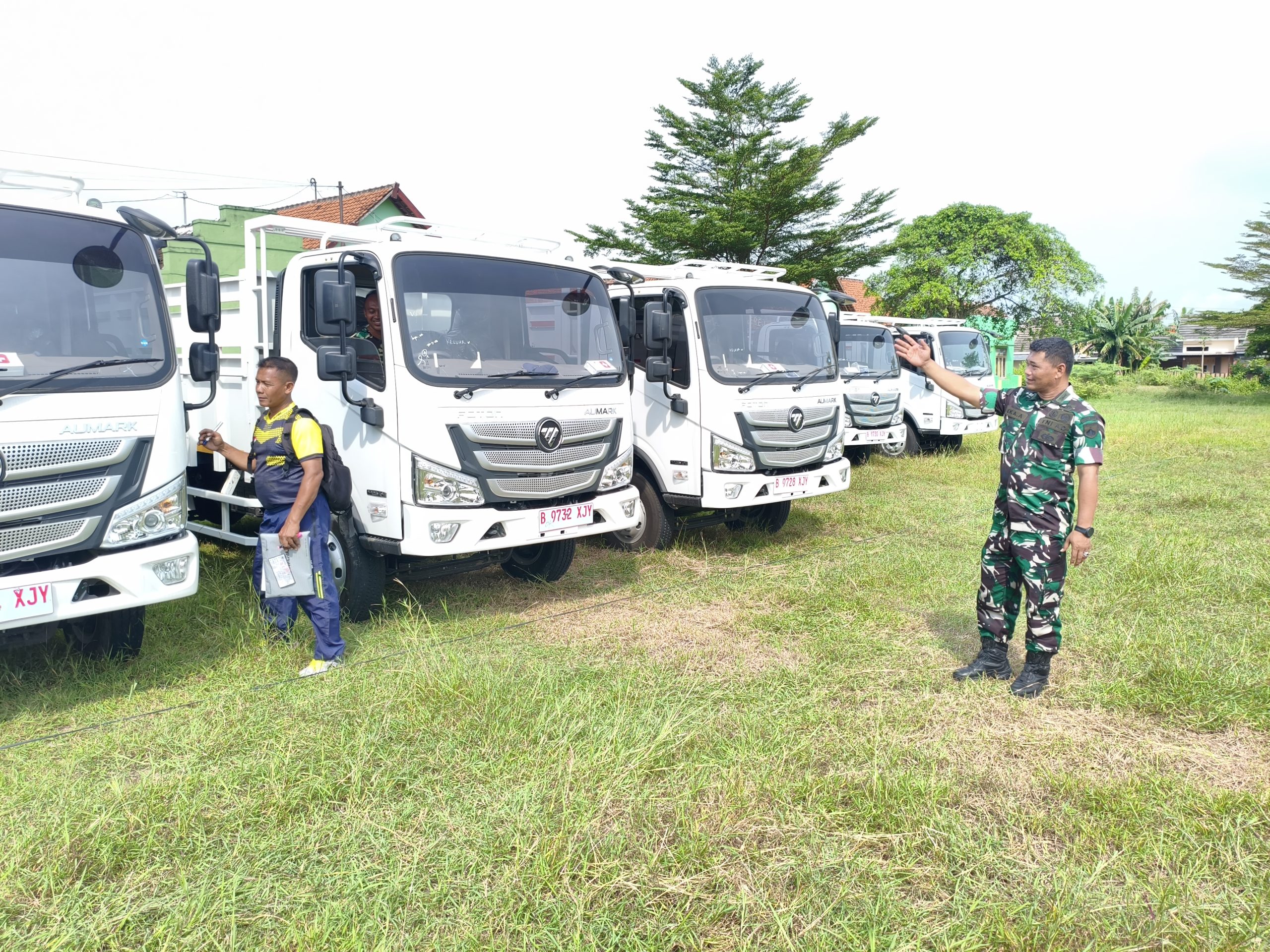 Kendaraan Truk KDKMP Mulai Berdatangan Di Wilayah Kodim 0723/Klaten