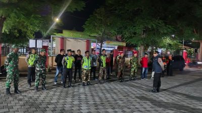 Patroli Gabungan Di Wonosari, TNI dan Forkopimcam Antisipasi Gangguan Keamanan Sejak Dini