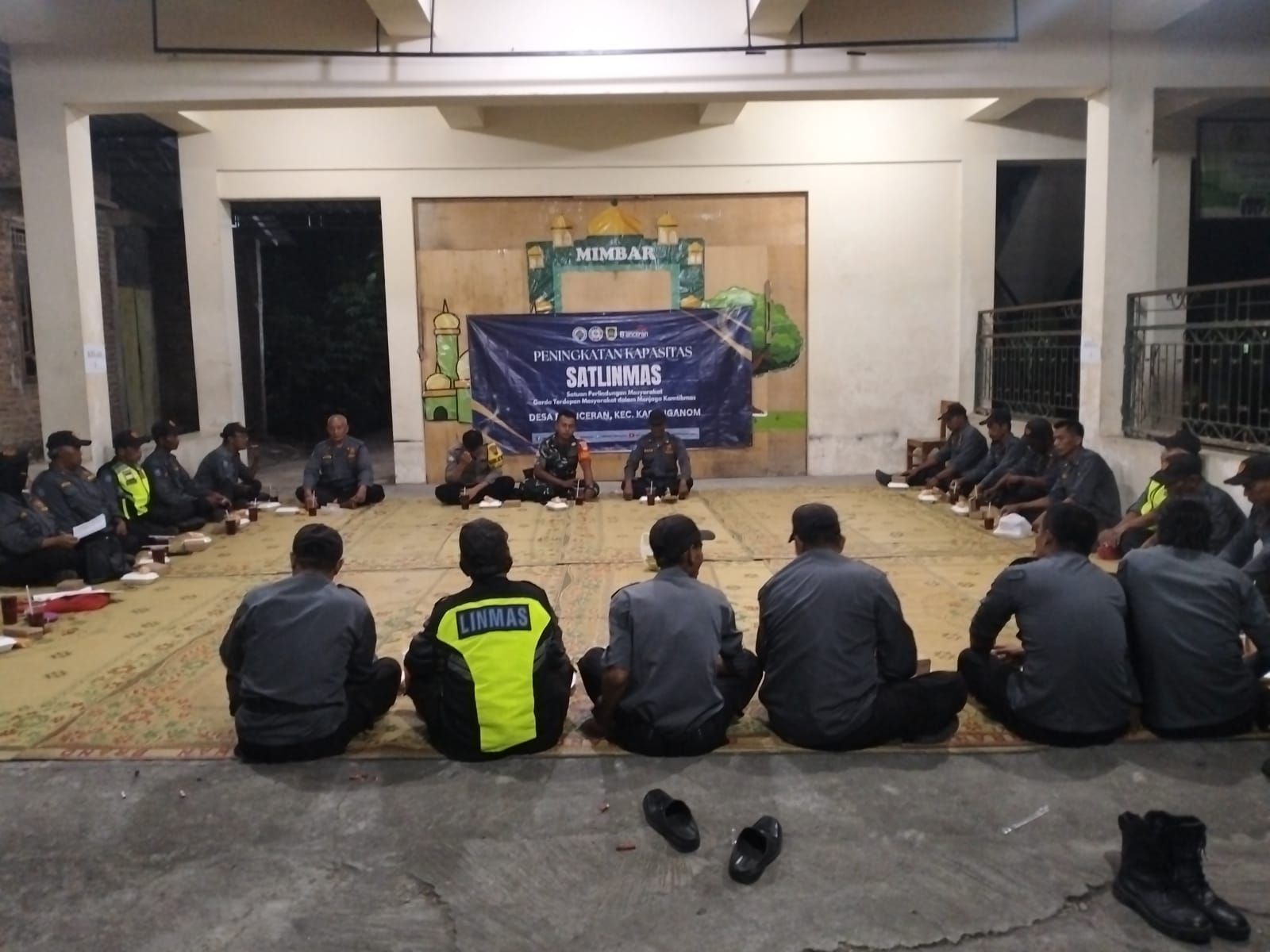 Babinsa Blanceran Hadiri Pelatihan Peningkatan Kapasitas Linmas, Perkuat Kesiapsiagaan Tanggap Bencana Di Tingkat Desa