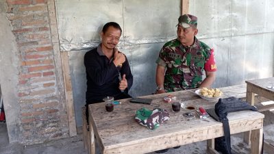 Jalin Kedekatan Dengan Masyarakat, Babinsa Desa Ngaren Serap Aspirasi Warga
