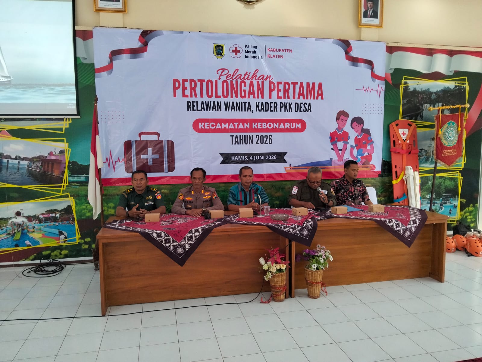 Perkuat Ketangguhan Masyarakat, Koramil Kebonarum Hadiri Pelatihan Pertolongan Pertama Kader PKK Dan Relawan Wanita