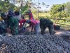 KBMKB XXXIV Kodim 0723/Klaten Percepat Betonisasi Jalan Usaha Tani Dan Pembangunan RTLH Di Desa Malangjiwan