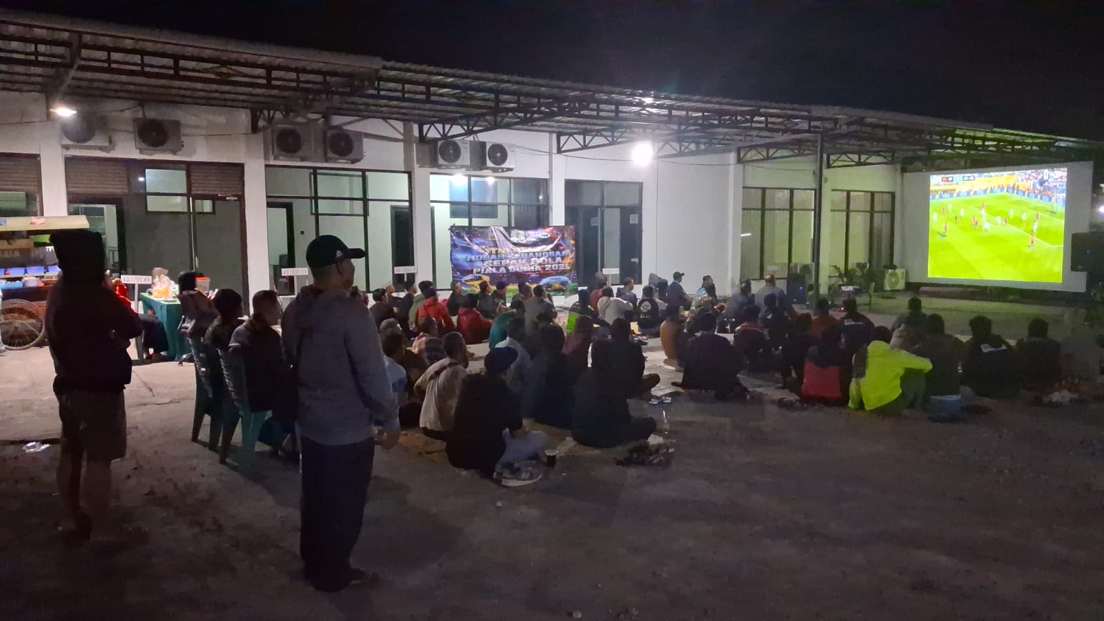 Kodim 0723/Klaten Satukan Warga Lewat Nobar Final Piala Dunia 2026 Dan Pemberdayaan UMKM