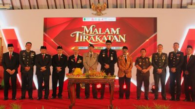 Dandim 0723/Klaten Hadiri Malam Tirakatan dan Apel Kehormatan Renungan Suci HUT Ke-81 Kemerdekaan RI Dandim 0723/Klaten Hadiri Malam Tirakatan dan Apel Kehormatan Renungan Suci HUT Ke-81 Kemerdekaan RI