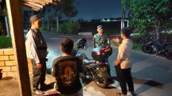 Perkuat Keamanan, Babinsa Dan Bhabinkamtibmas Bersinergi Patroli Wilayah Desa Krajan Klaten