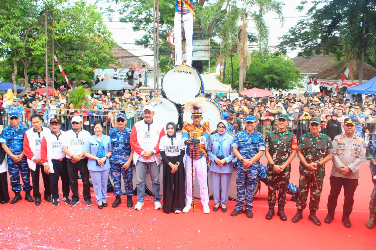 Karnaval Pembangunan Semarakan Hari Jadi Ke-222 Kabupaten Klaten Dan HUT Ke-81 RI