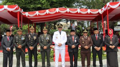 “Indonesia Berdaulat, Adil dan Makmur”, Dandim 0723/Klaten Hadiri Upacara HUT Ke-81 RI Di Klaten