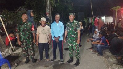 Patroli Wilayah, Babinsa Koramil 12/Manisrenggo Amankan Pentas Jathilan Di Desa Barukan