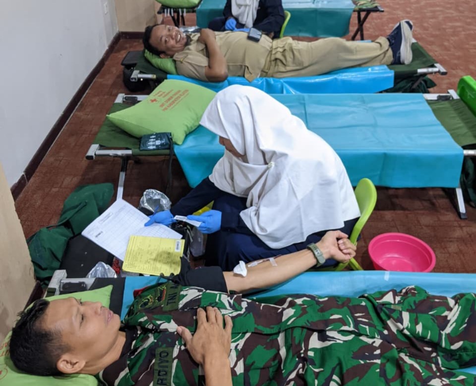 Babinsa Koramil Kota Klaten Hadiri Bakti Sosial Donor Darah, Wujud Sinergi Kemanusiaan Ketersediaan Stok Darah