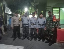 Sinergi TNI-Polri, Babinsa dan Bhabinkamtibmas Patroli Malam Jaga Kamtibmas Desa Tambakboyo