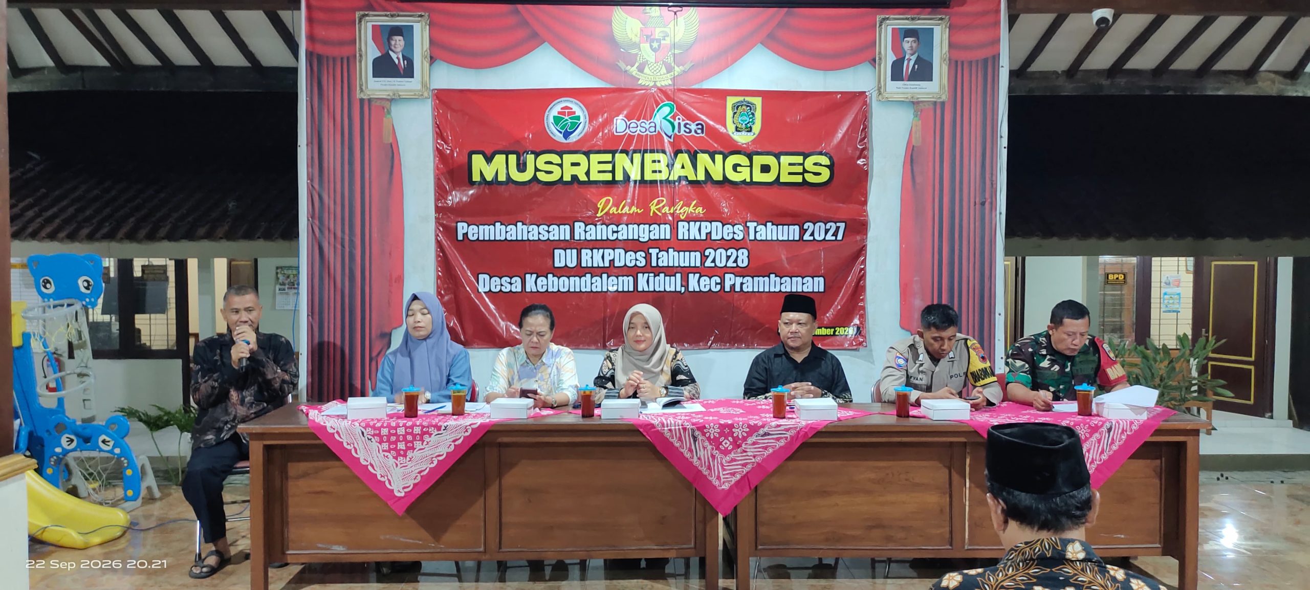 Bahas RKPDes, Babinsa Koramil Prambanan Klaten Hadiri Musrenbangdes Kebondalem Kidul
