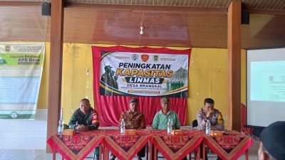 Perkuat Kesiapsiagaan, Babinsa Brangkal hadiri Peningkatan Kapasitas Linmas Desa Brangkal