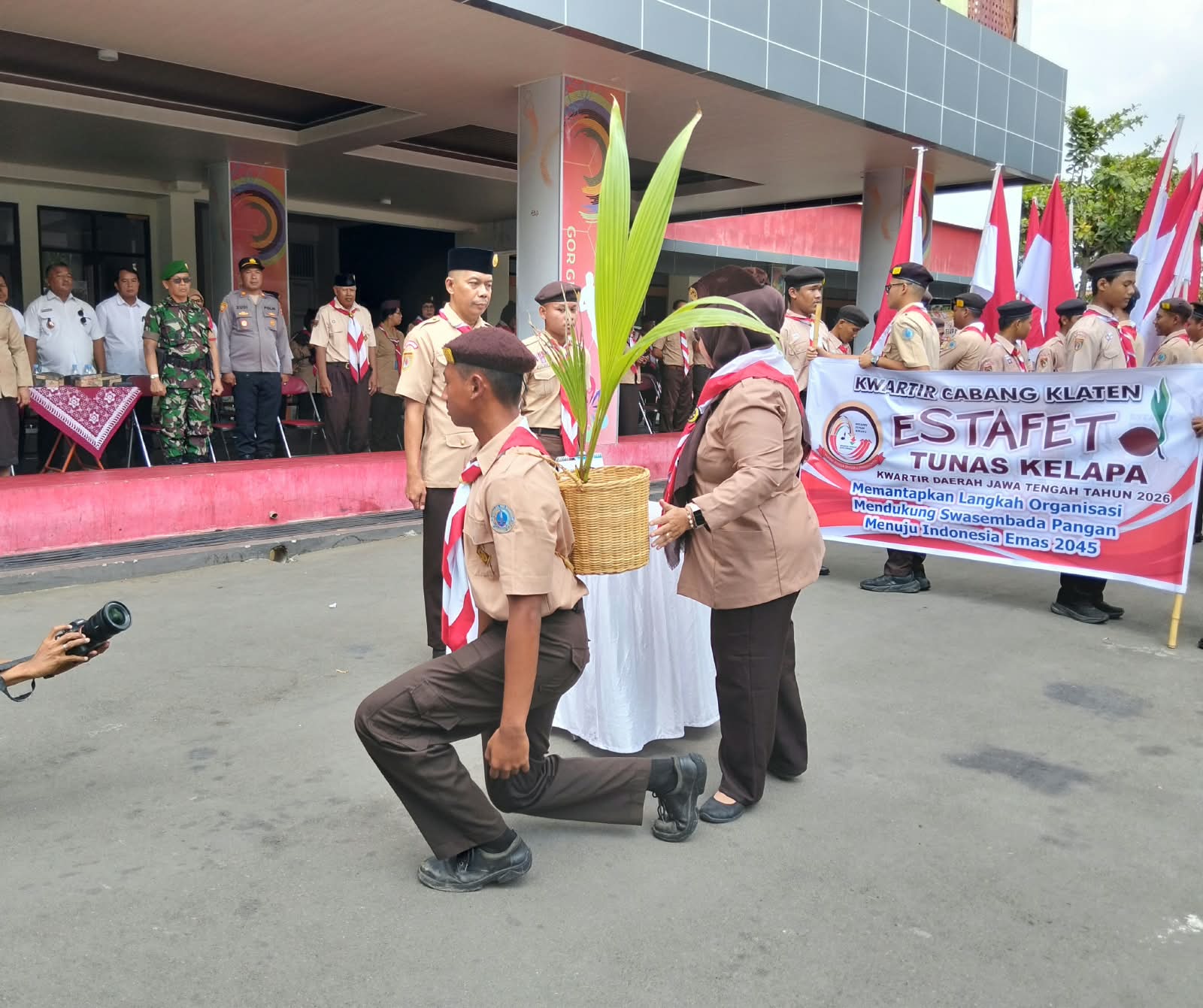 Danramil 24/Klaten Utara Hadiri Timbang Terima Estafet Tunas Kelapa Kwartir Cabang Klaten 2026