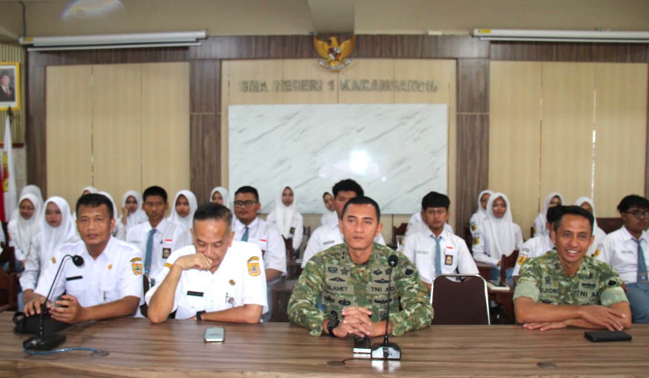 Dandim Klaten Ikuti Vicon Grand Launching Ekstrakurikuler KKRI Di SMA Negeri 1 Karanganom