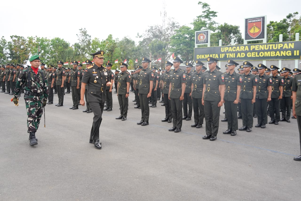 839 Prajurit TNI AD Resmi Dilantik, Pangdam IV/Diponegoro Tutup Dikmata Gelombang II 2026