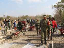 Dansatgas TMMD Reguler ke-130 Kodim Klaten Tinjau Progres Betonisasi Jalan di Trucuk