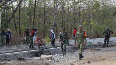 Dansatgas TMMD Reguler ke-130 Tinjau Betonisasi, Kodim Klaten Dorong Pembangunan Desa Trucuk