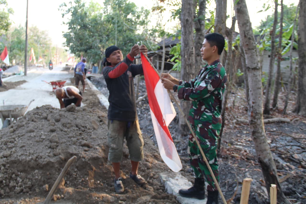 Kodim 0723/Klaten Siapkan Pembukaan TMMD Reguler ke-130, Warga Desa Trucuk Bergotong Royong