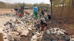 Satgas TMMD Tata Pengerjaan Talud Sesuai Kondisi Lapangan
