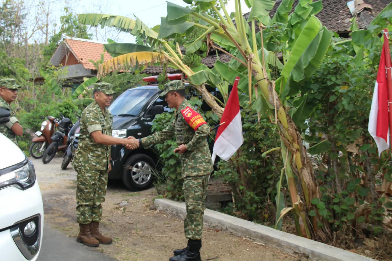  Dandim 0723/Klaten Sambut Tim Wasev Mabesad pada TMMD Reguler ke-130 di Desa Trucuk