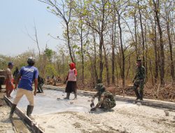 Rasa Bangga Warga Mengiringi Pembangunan Jalan Beton Di Trucuk